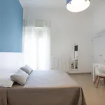 Oda ve Kahvaltı Frontemare 4*