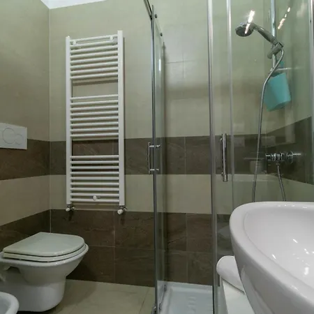 Frontemare 切萨雷奥港