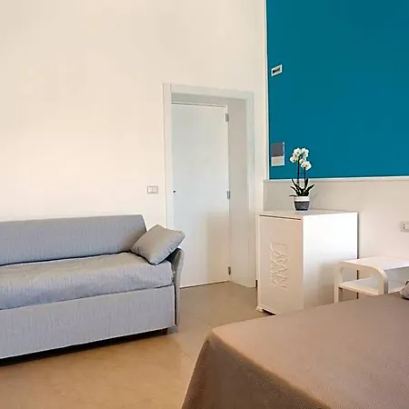 Panzió Frontemare Porto Cesareo