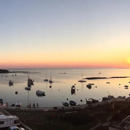 住宿加早餐酒店 Frontemare 4*